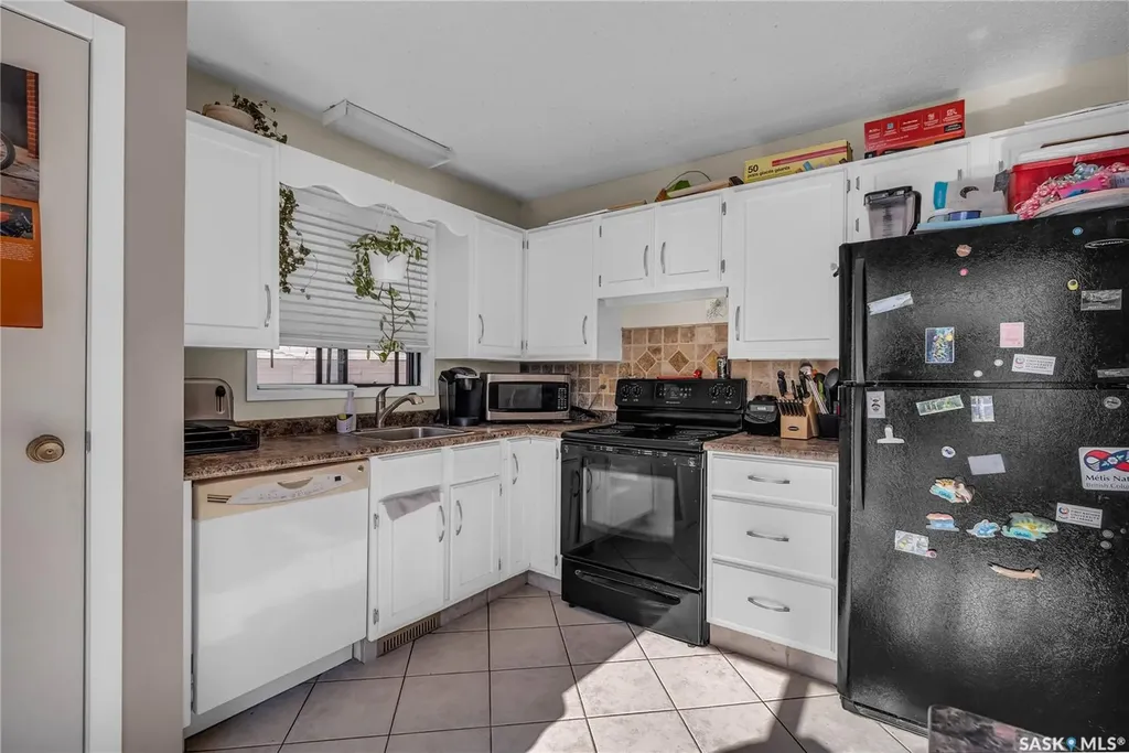 442-444 Russell Road Saskatoon SK S7K 6K9