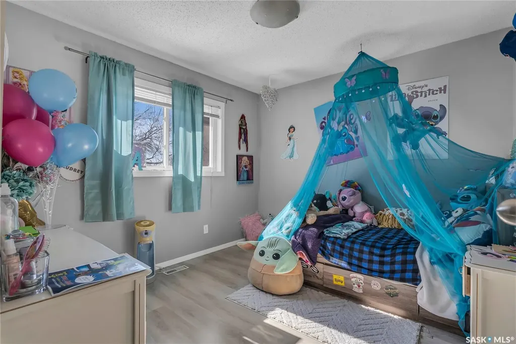 442-444 Russell Road Saskatoon SK S7K 6K9