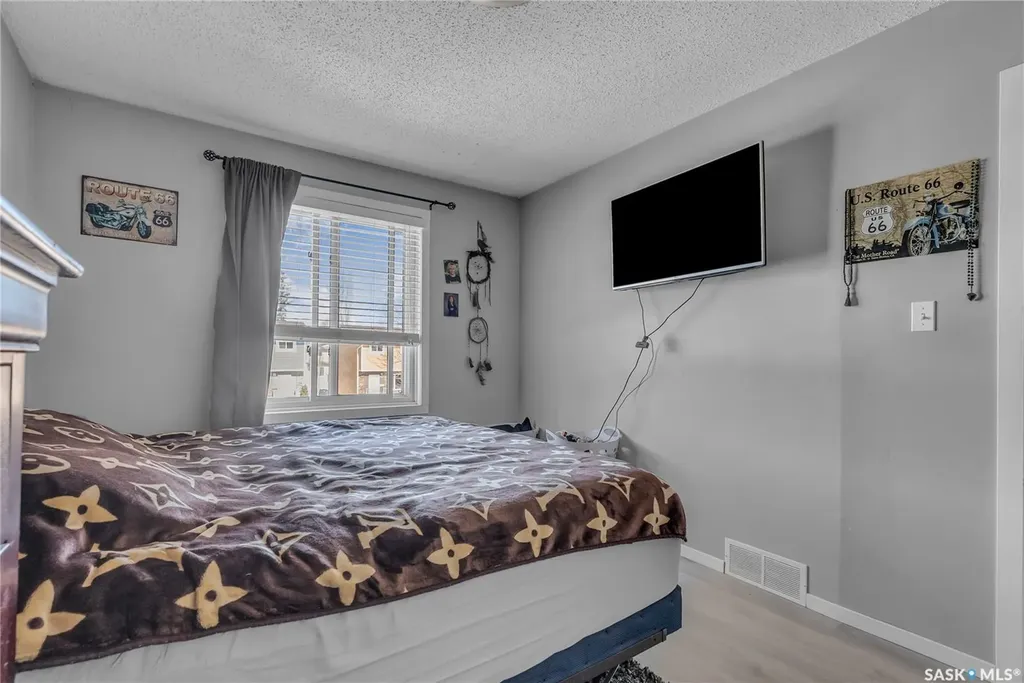 442-444 Russell Road Saskatoon SK S7K 6K9