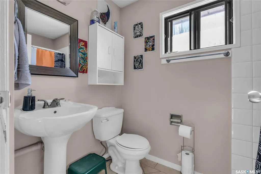 442-444 Russell Road Saskatoon SK S7K 6K9