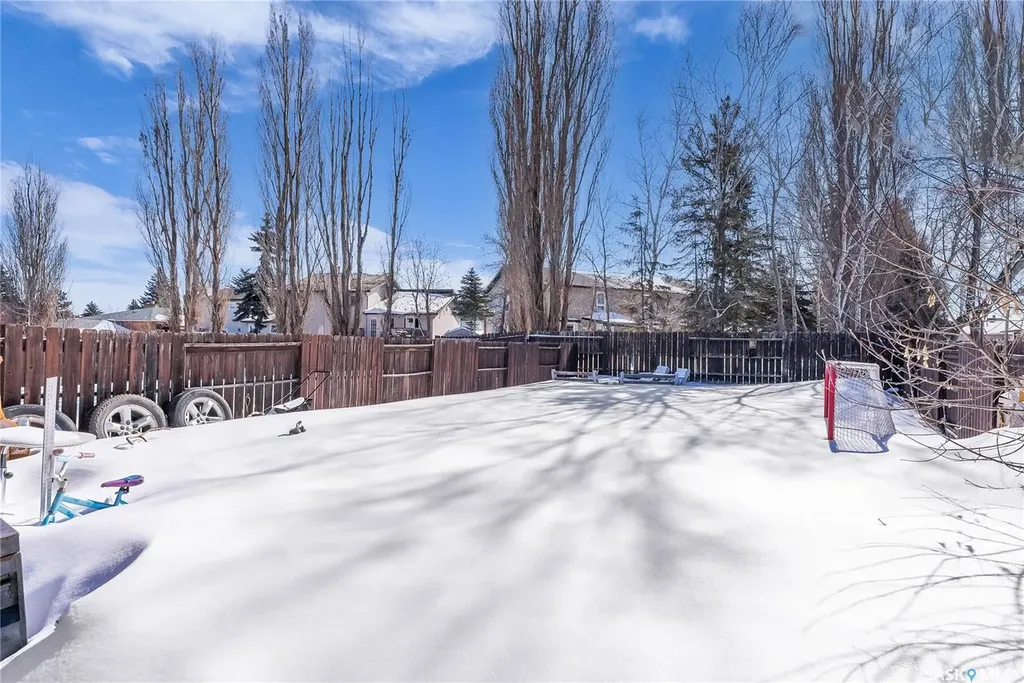 442-444 Russell Road Saskatoon SK S7K 6K9