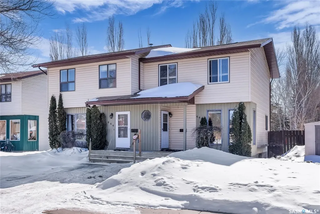 442-444 Russell Road Saskatoon SK S7K 6K9