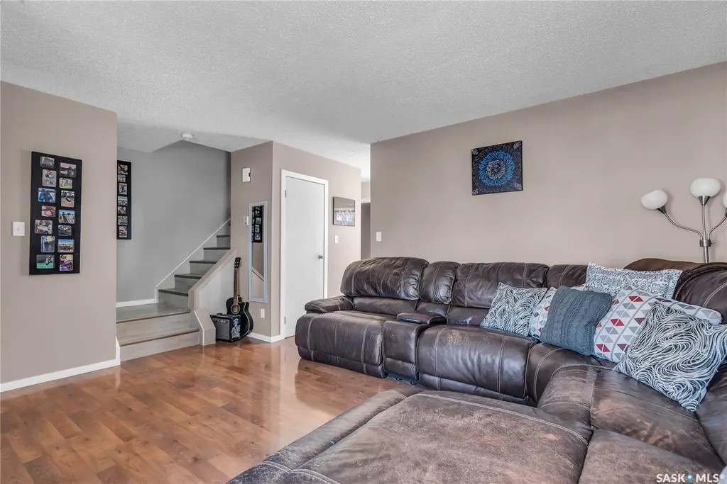 442-444 Russell Road Saskatoon SK S7K 6K9