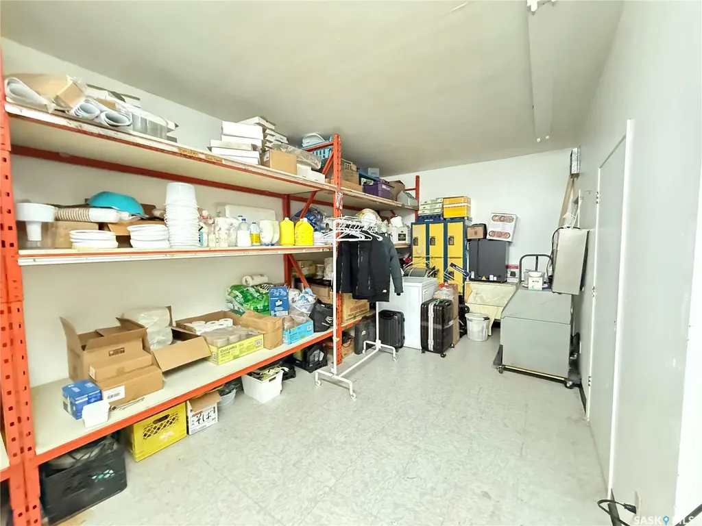 303 1st Avenue E Gravelbourg SK S0H 1X0