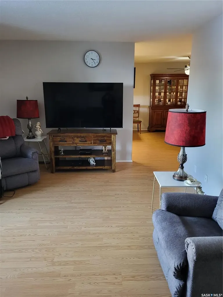 3130 Louise Street Saskatoon SK S7J 3L8