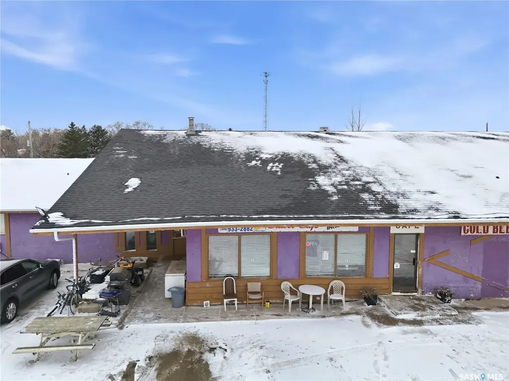 10 Main Street Clavet SK S0K 0Y0
