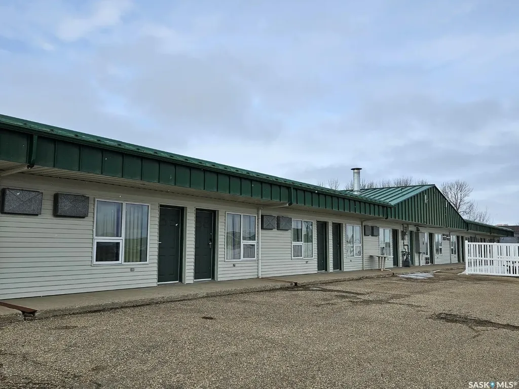 238 Sims Avenue Weyburn SK S4H 2J8