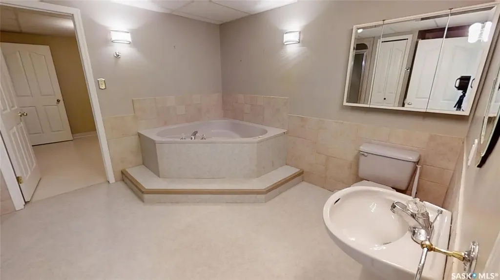 207 4th Avenue W Coleville SK S0L 0K0