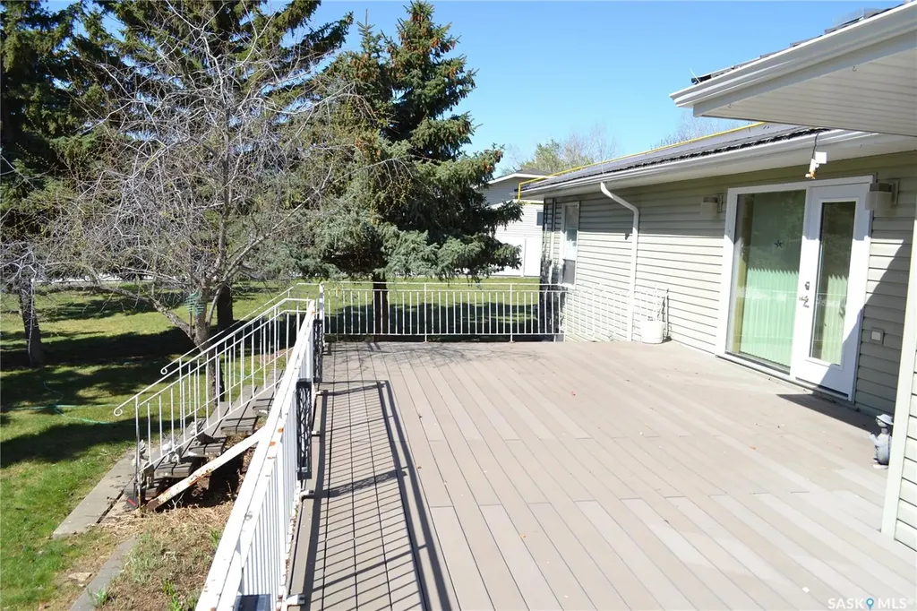 207 4th Avenue W Coleville SK S0L 0K0