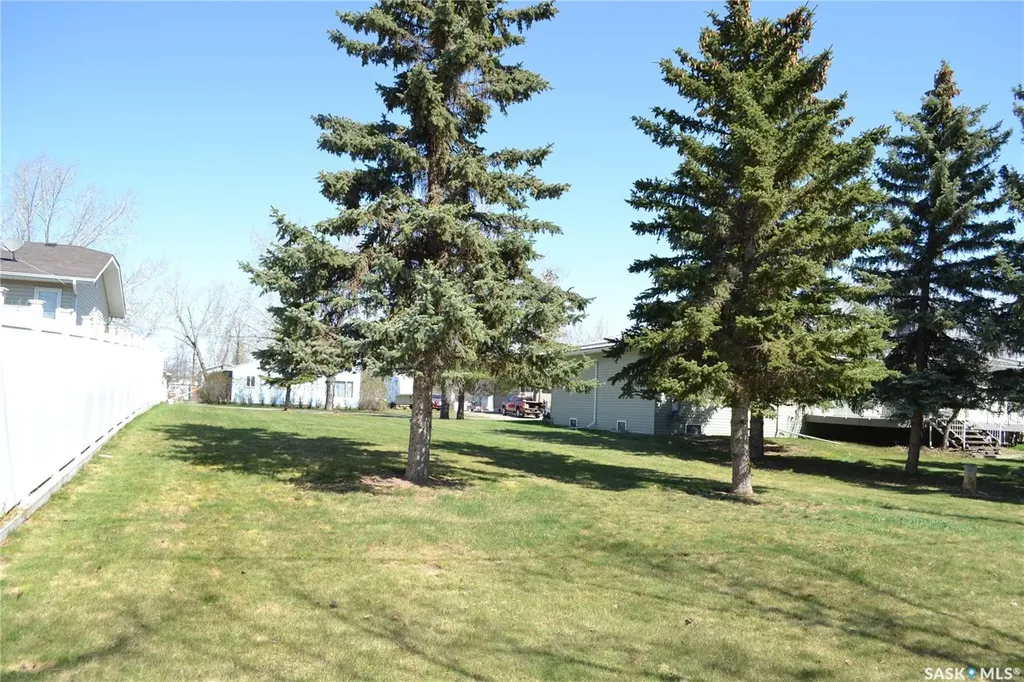 207 4th Avenue W Coleville SK S0L 0K0