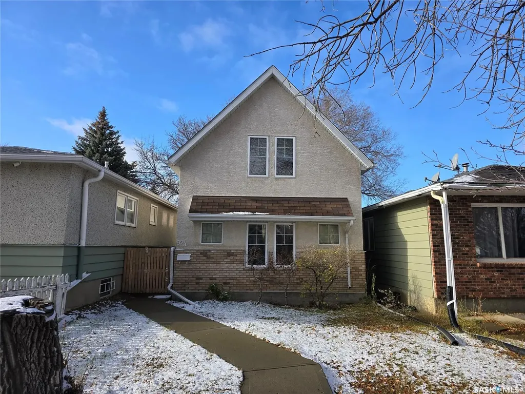 924 Montague Street Regina SK S4T 3H3