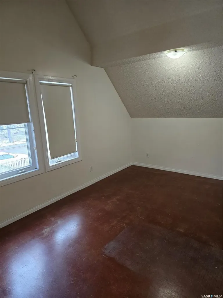 924 Montague Street Regina SK S4T 3H3