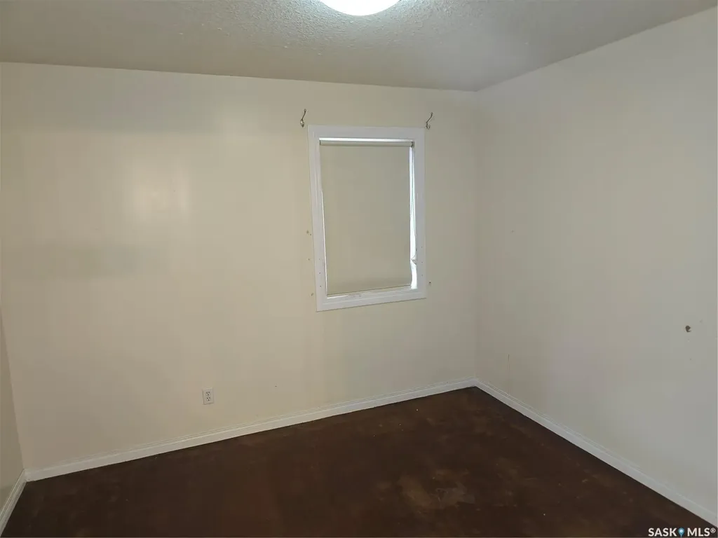 924 Montague Street Regina SK S4T 3H3