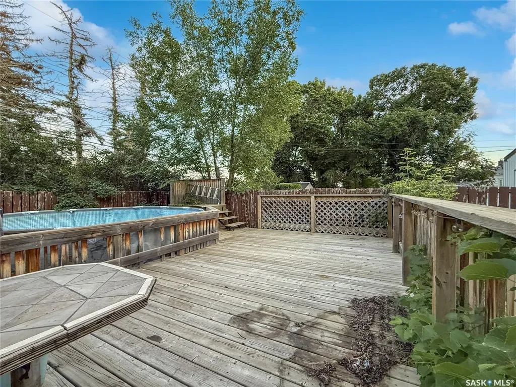 371 6th Avenue NW Swift Current SK S9H 0X9