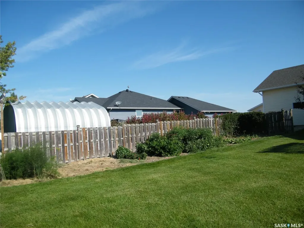 26 Pape Drive Humboldt Rm No. 370 SK S0K 2A0