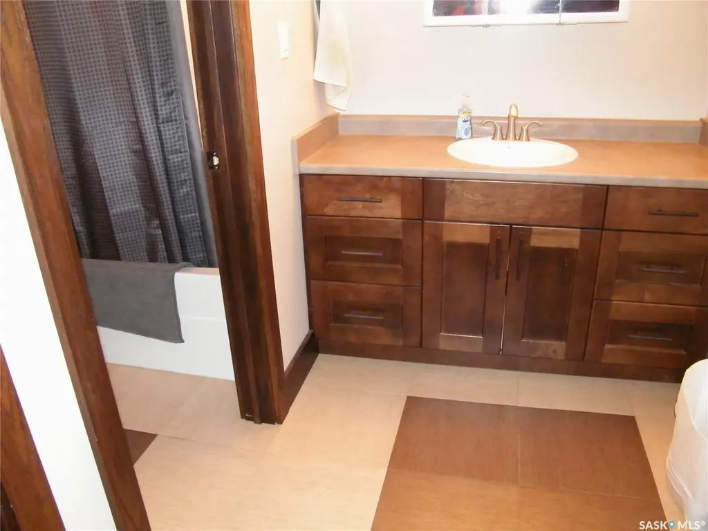 26 Pape Drive Humboldt Rm No. 370 SK S0K 2A0