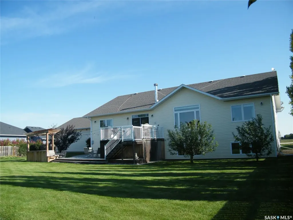 26 Pape Drive Humboldt Rm No. 370 SK S0K 2A0