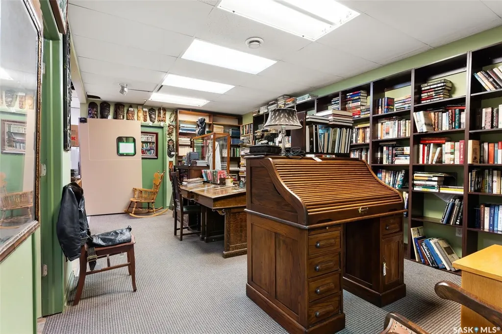 1342 Lorne Street Regina SK S4R 2K1