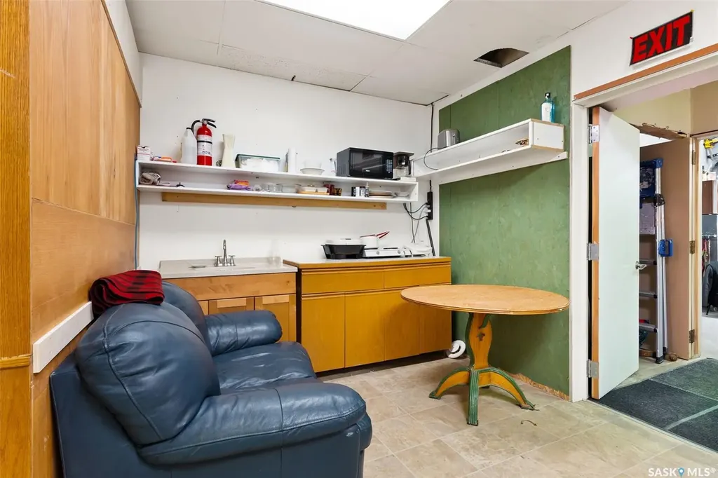 1342 Lorne Street Regina SK S4R 2K1