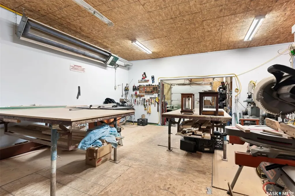 1342 Lorne Street Regina SK S4R 2K1