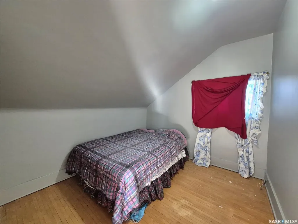 133 1st Street W Ponteix SK S0N 1Z0