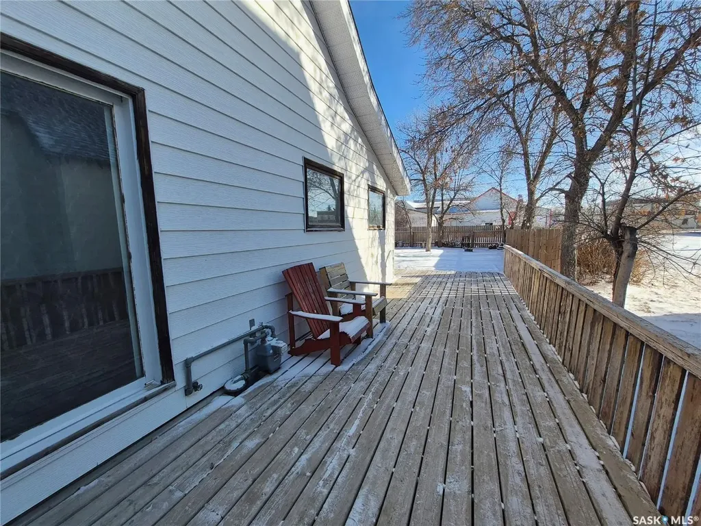 133 1st Street W Ponteix SK S0N 1Z0