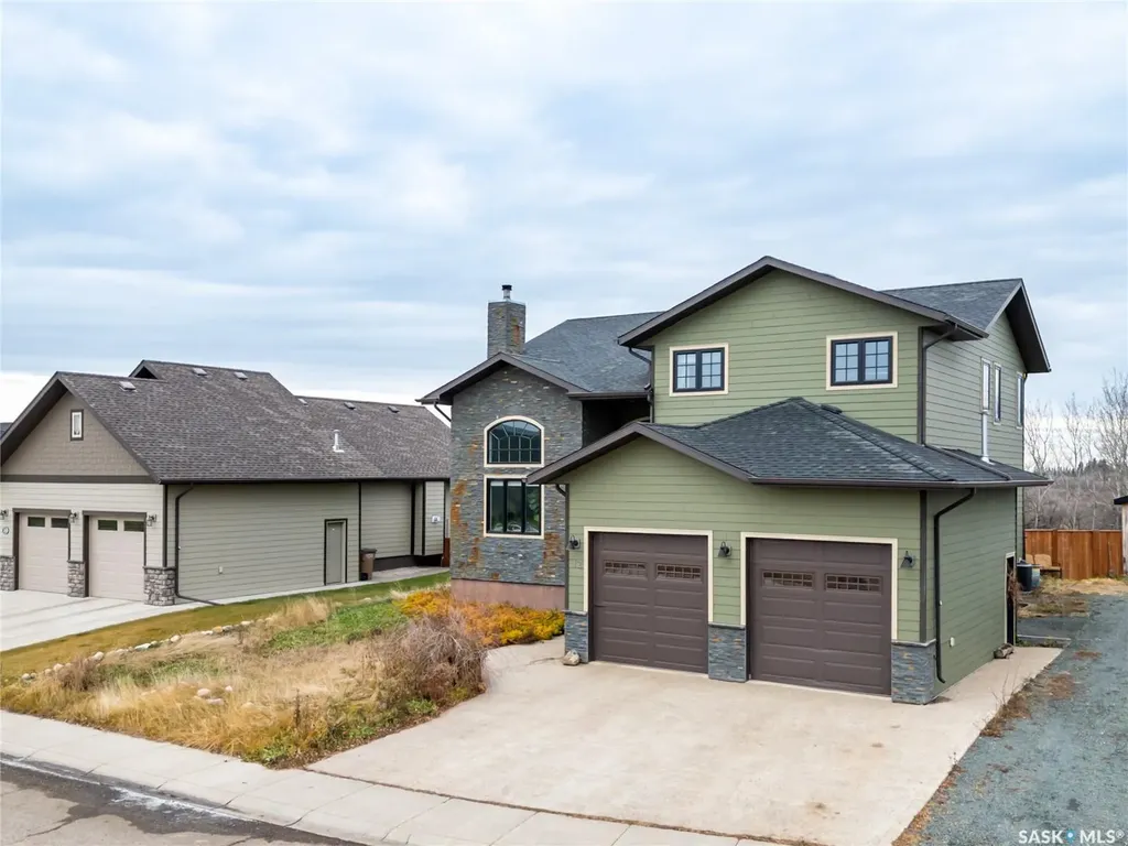 12 Vickar Place Melfort SK S0E 1A0
