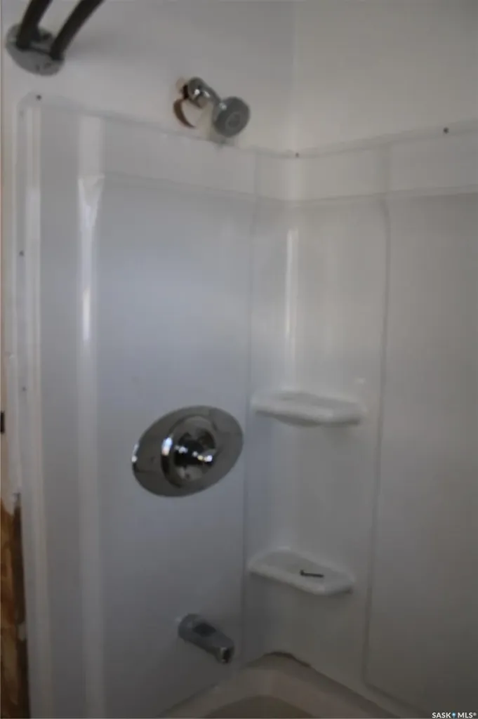 413 1st Street Kipling SK S0G 2S0