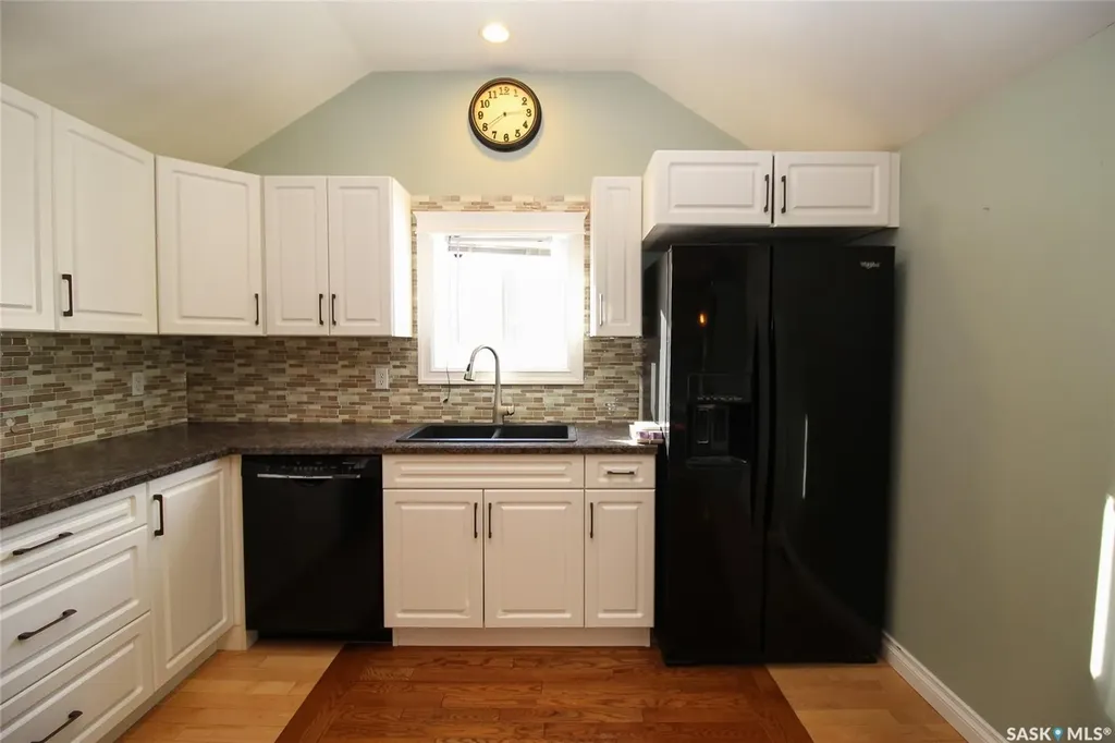 689 2nd Street W Shaunavon SK S0N 2M0