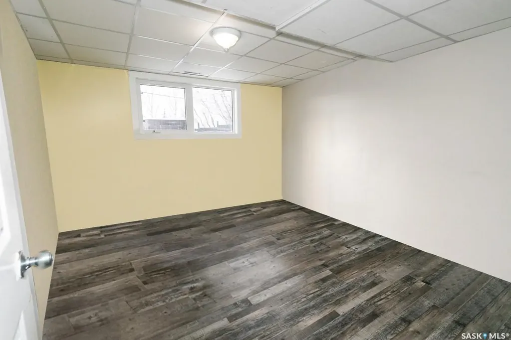 335 Yukon Avenue Kerrobert SK S0L 1R0