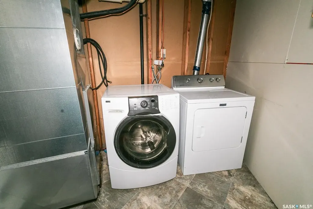 335 Yukon Avenue Kerrobert SK S0L 1R0