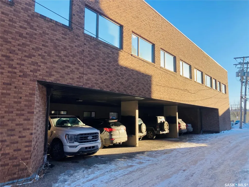 25 11th Street E Prince Albert SK S6V 0Z8