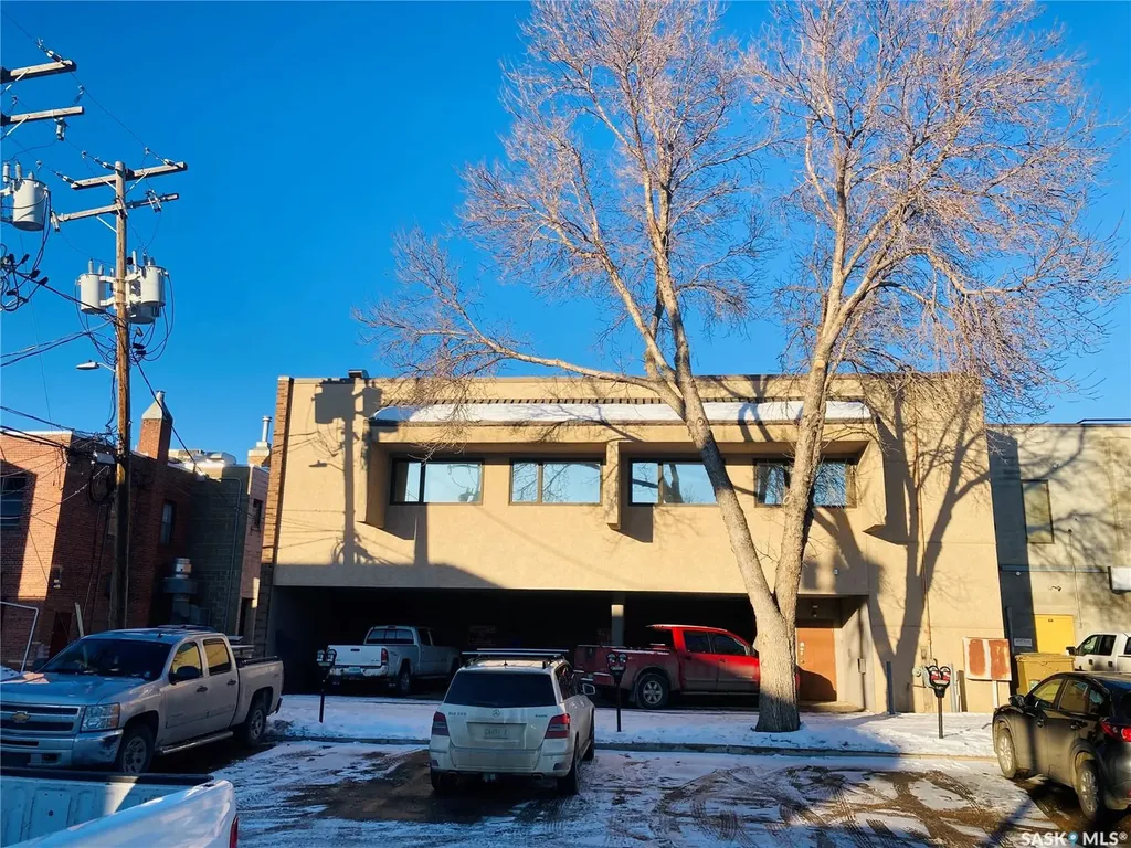25 11th Street E Prince Albert SK S6V 0Z8