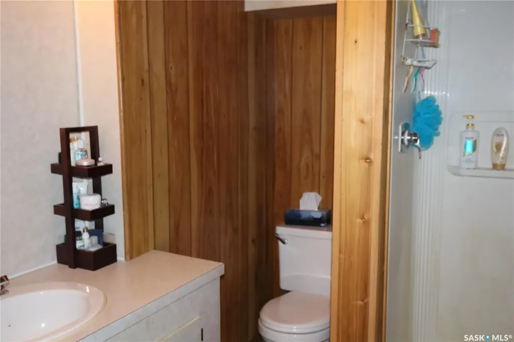 604 5th Avenue W Assiniboia SK S0H 0B0