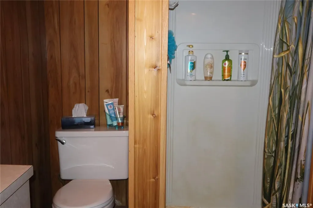 604 5th Avenue W Assiniboia SK S0H 0B0