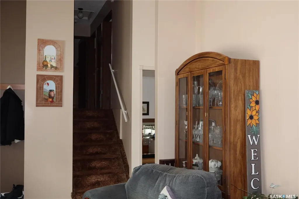 604 5th Avenue W Assiniboia SK S0H 0B0