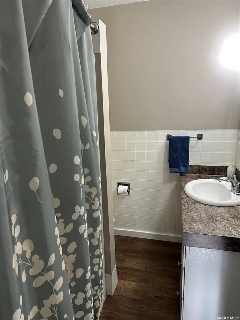 246 5th Avenue NW Swift Current SK S9H 0W3