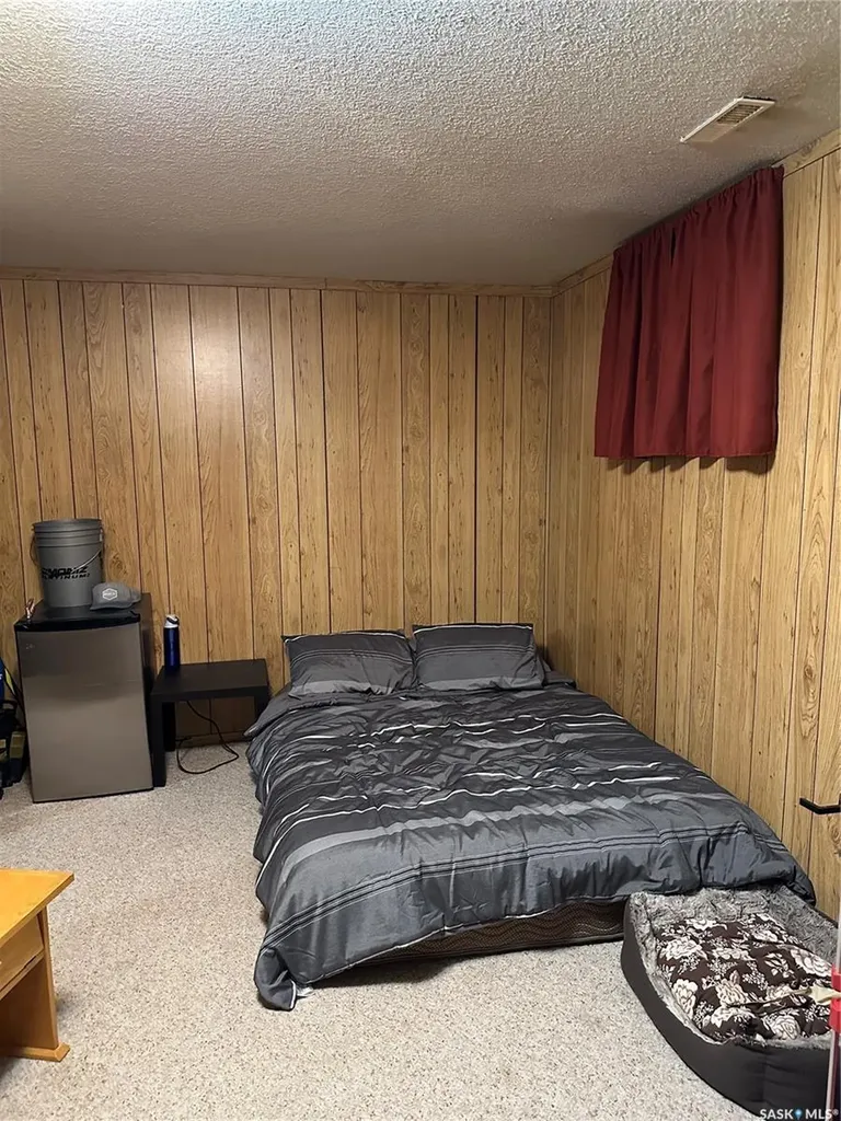 246 5th Avenue NW Swift Current SK S9H 0W3