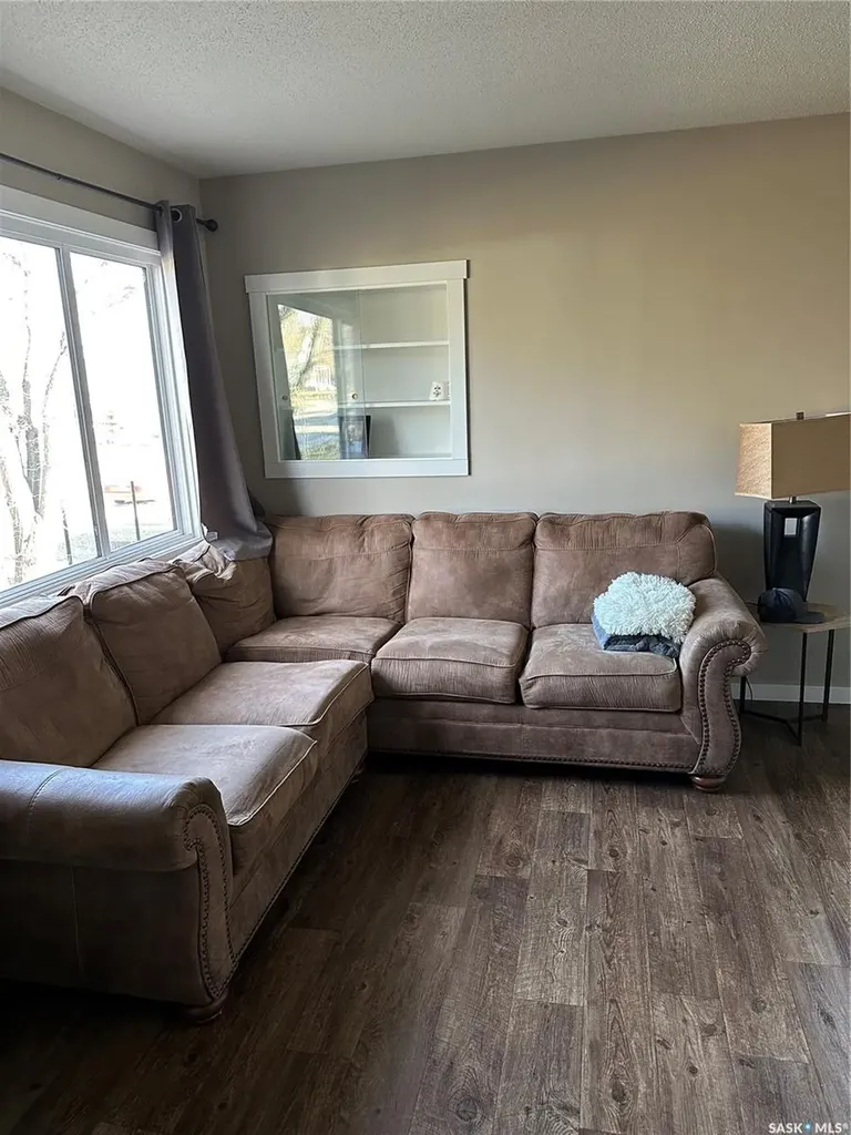 246 5th Avenue NW Swift Current SK S9H 0W3