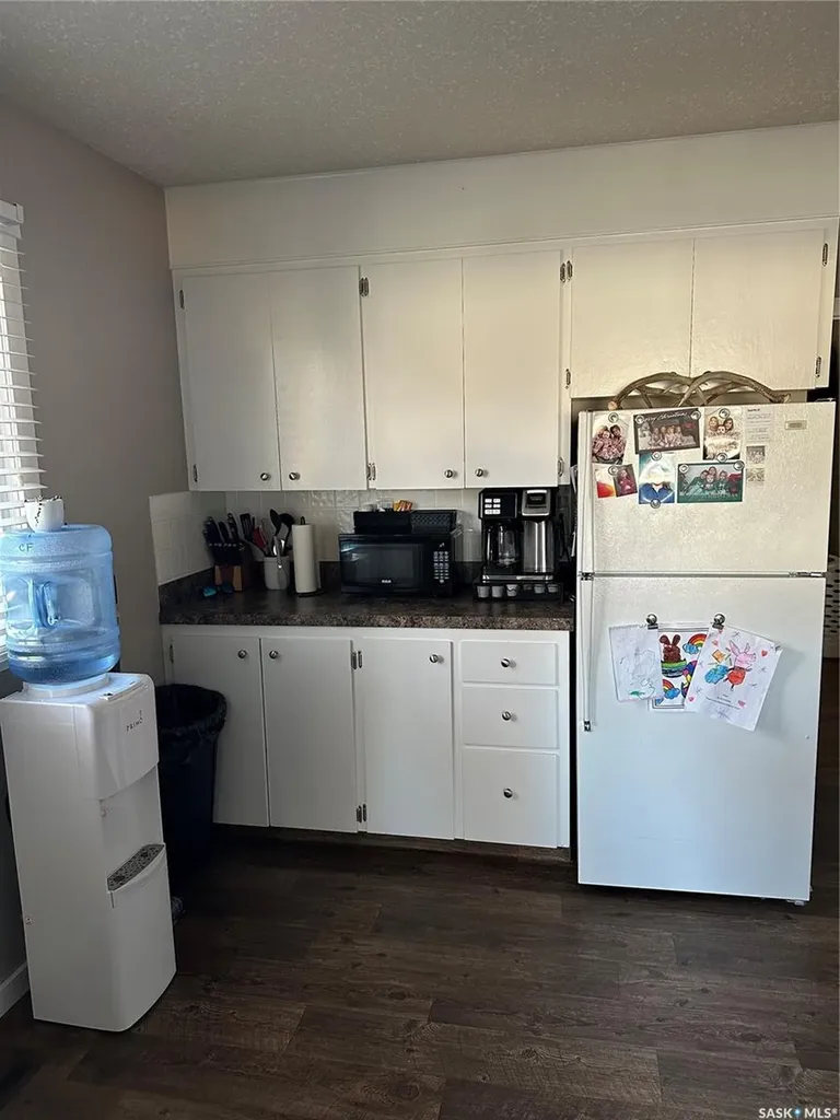 246 5th Avenue NW Swift Current SK S9H 0W3