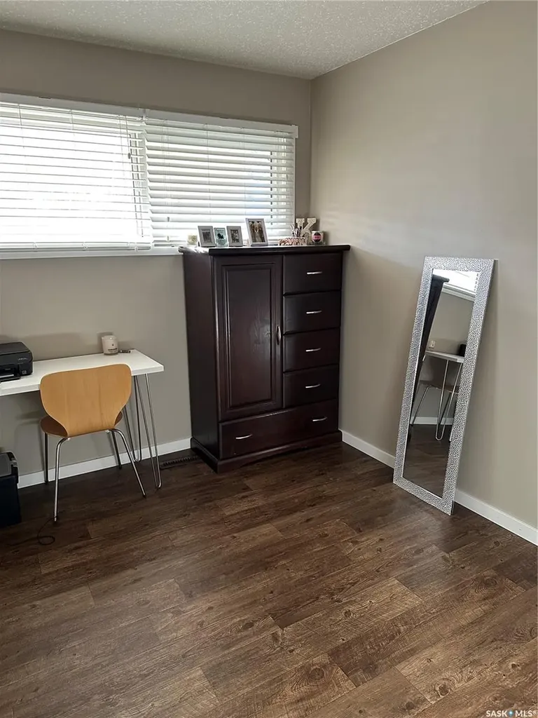 246 5th Avenue NW Swift Current SK S9H 0W3