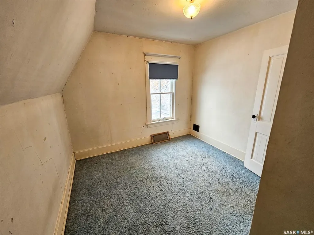 404 Brownlee Street Herbert SK S0H 2A0