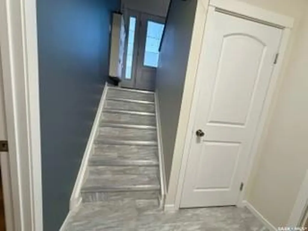 405 3rd Avenue W Biggar SK S0K 0M0