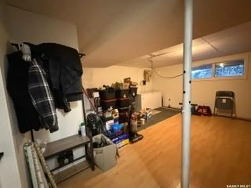 405 3rd Avenue W Biggar SK S0K 0M0