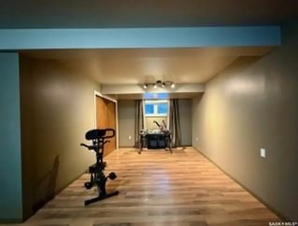 405 3rd Avenue W Biggar SK S0K 0M0