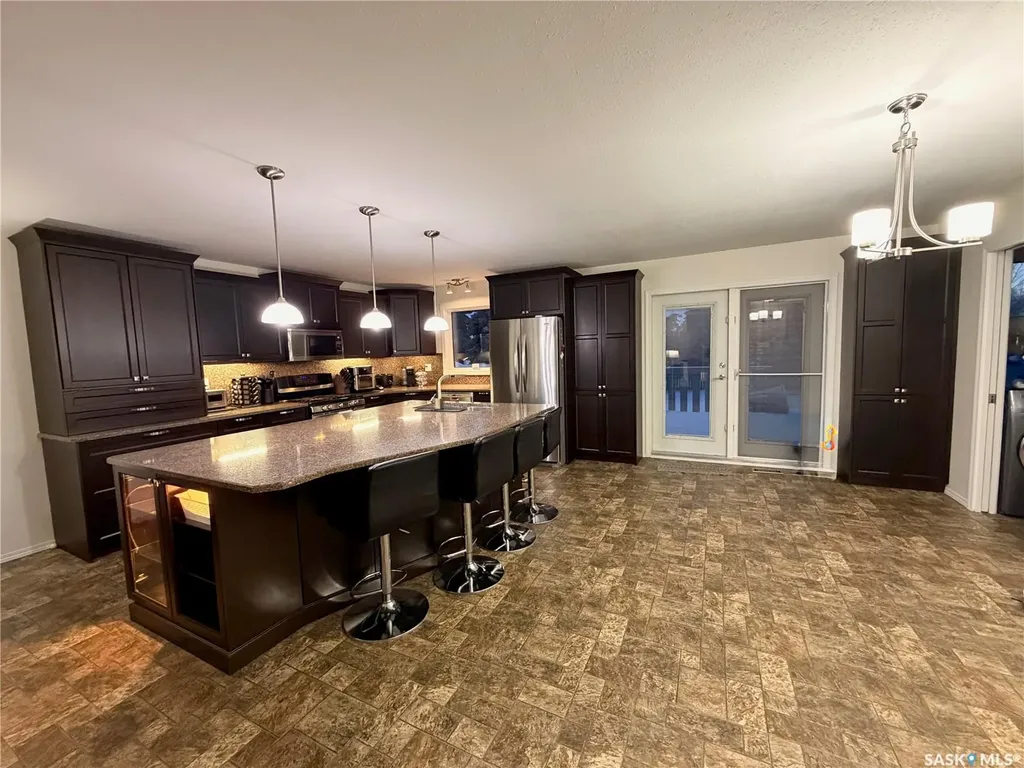 405 3rd Avenue W Biggar SK S0K 0M0