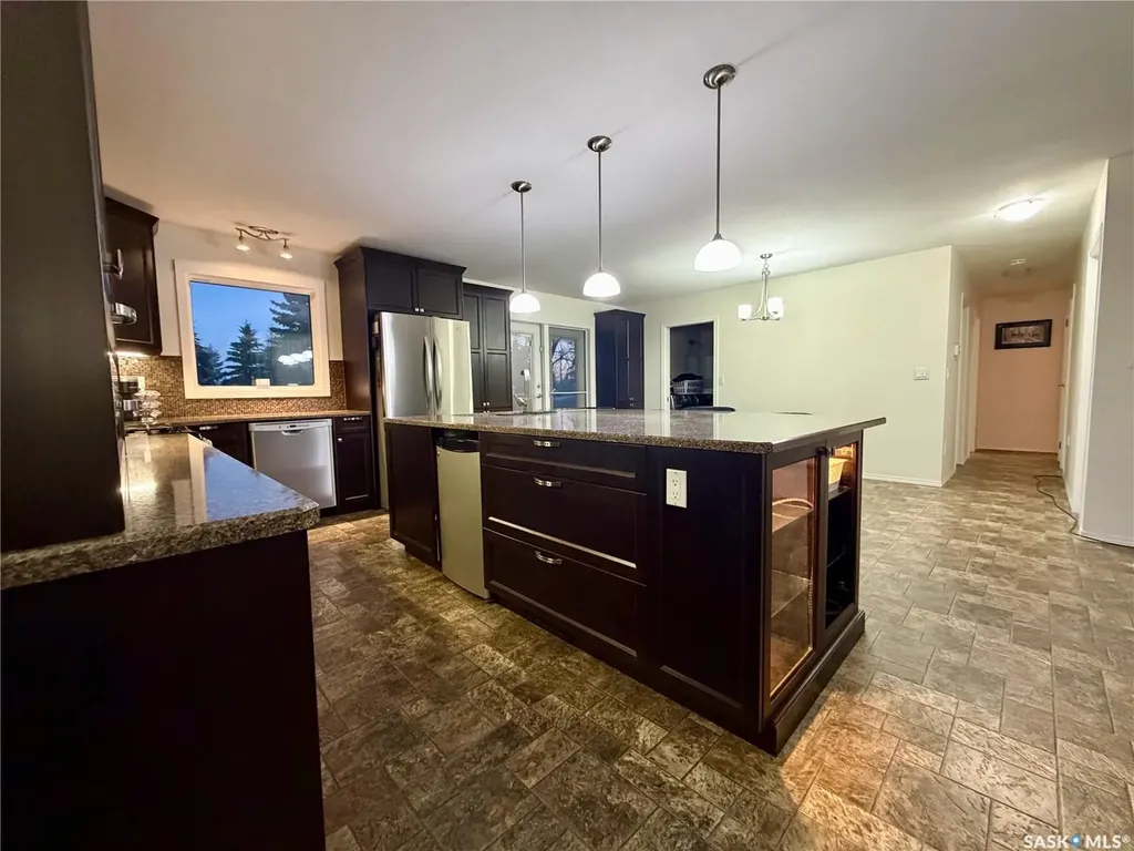 405 3rd Avenue W Biggar SK S0K 0M0