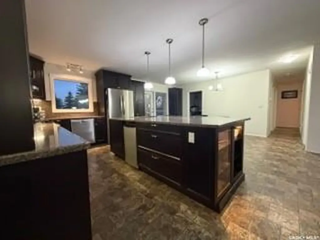 405 3rd Avenue W Biggar SK S0K 0M0