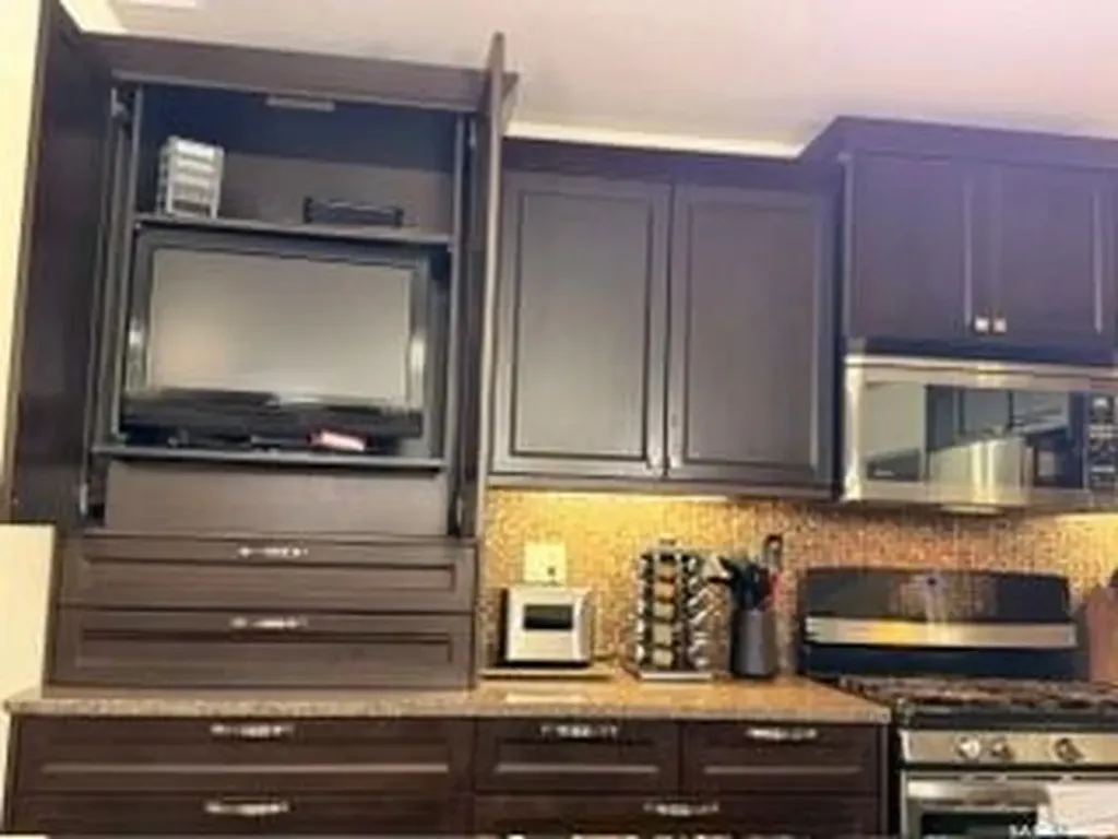 405 3rd Avenue W Biggar SK S0K 0M0