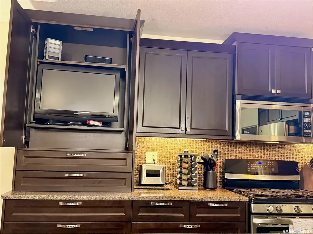 405 3rd Avenue W Biggar SK S0K 0M0